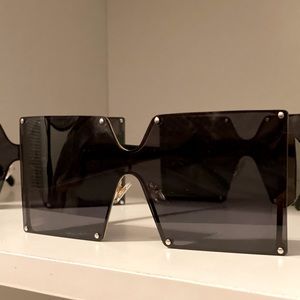 Women Square Sunglasses